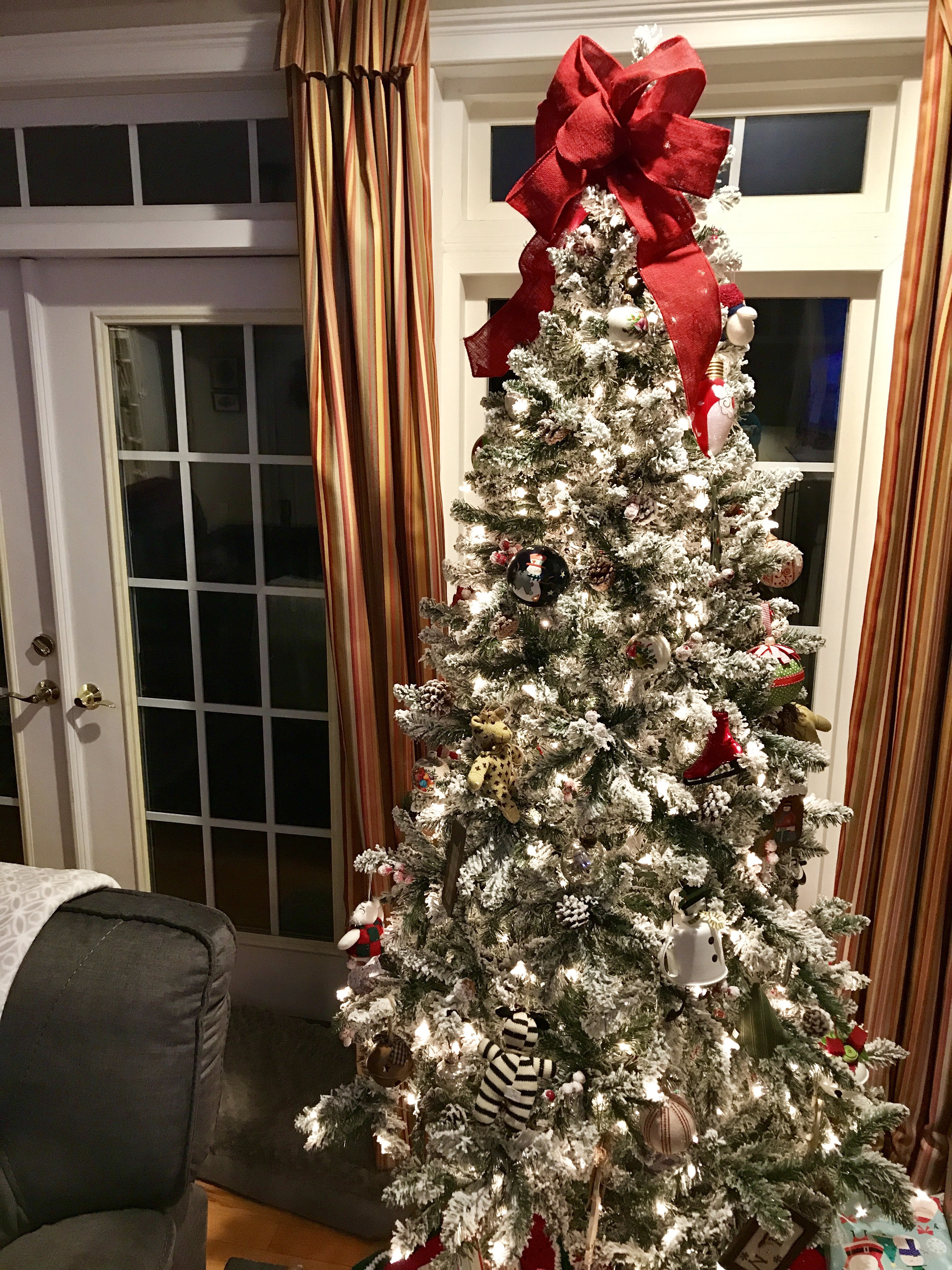 Flocking around the Christmas Tree